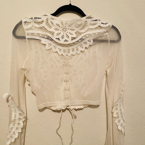 Vintage Lace and MeshTie up Top/Over-jacket Size Small.  Boho and Feminine, EUC - Picture 7 of 16